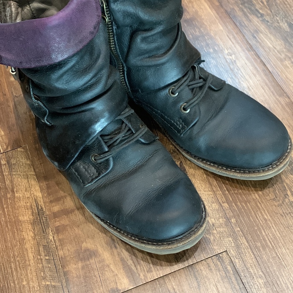AS98 boots